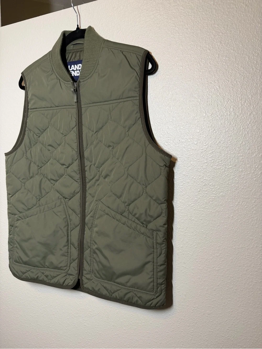Quilted Olive Green Men's Vest Land’s End utility Sz small 34-36 primaloft zip